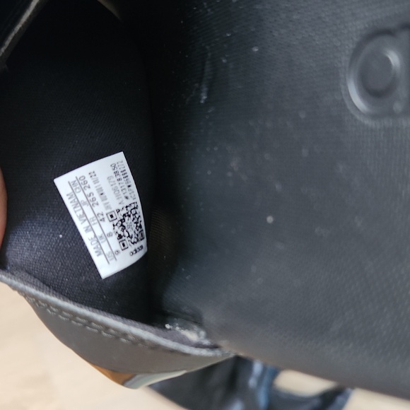 Adidas Adilette platform slides size 9 - Picture 5 of 5